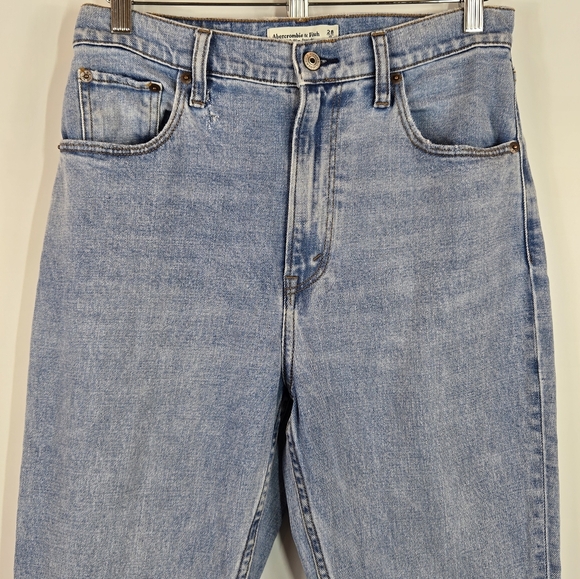 Abercrombie & Fitch Curve Love '90s Slim Straight Ultra High Rise Jean 28 6 - Picture 3 of 15